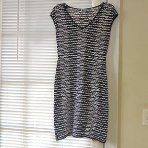 ❤️2 Piece M By Missoni Black White Crochet Knit Sheath Dress Size 42 +Slip